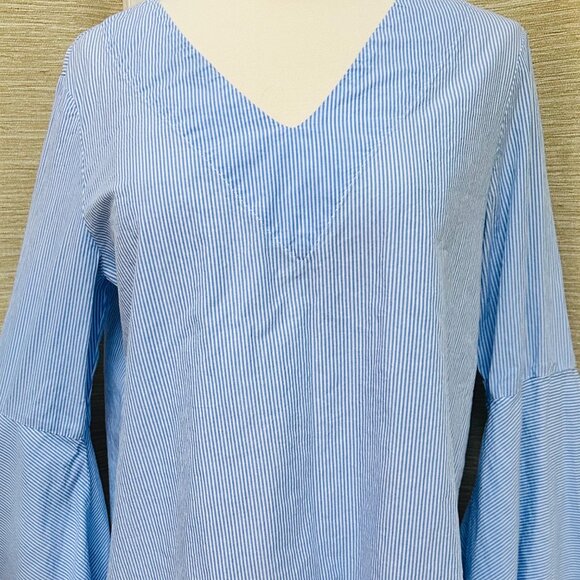 Philosophy Blouse Blue White Pinstripe V Neck Bell Flutter Sleeves Boho Top - Picture 2 of 6